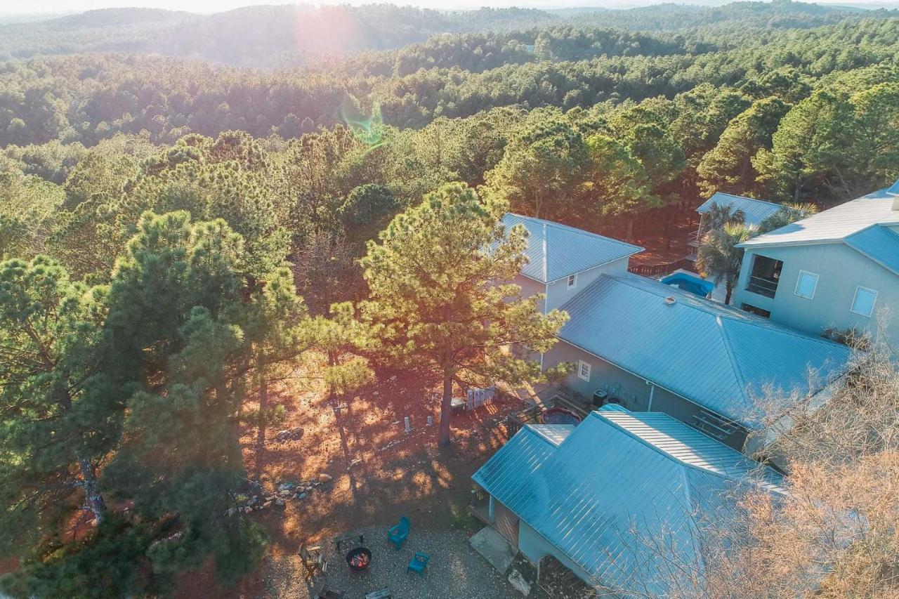 Broken Bow Cottage With Deck, Hot Tub And Fire Pit! Eksteriør bilde